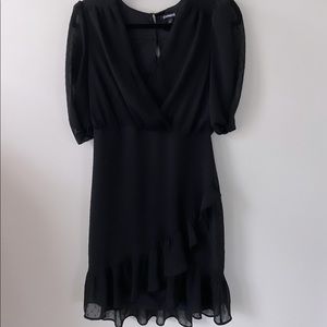 Express black short sleeved flowy dress